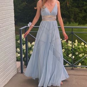 BCBGMAXAZRIA Blue Pleated Lace-Inset Gown Prom Dress
